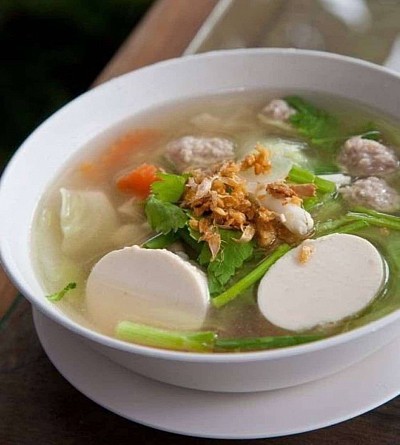 ต้มจืดเต้าหู้ขาว